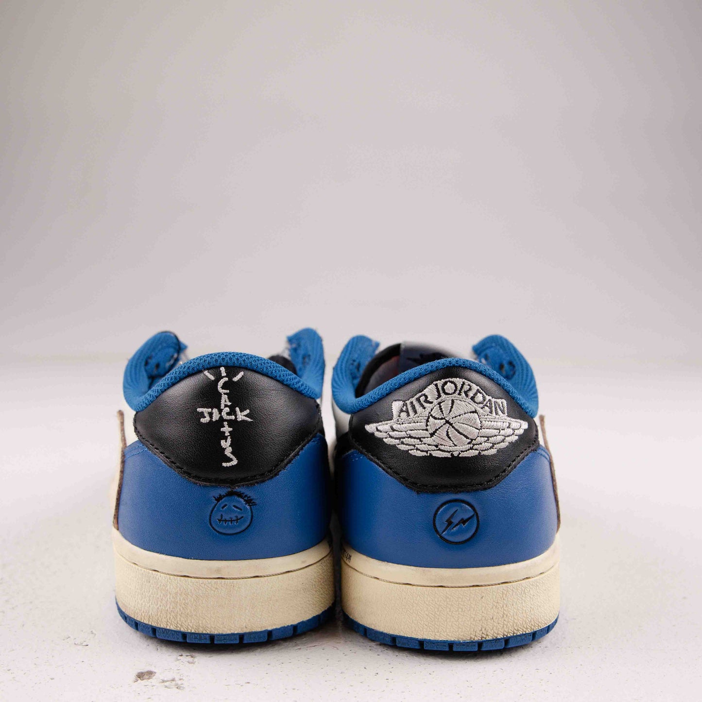Jordan 1 Retro Low OG SP Fragment x Travis Scott - Used - 4260