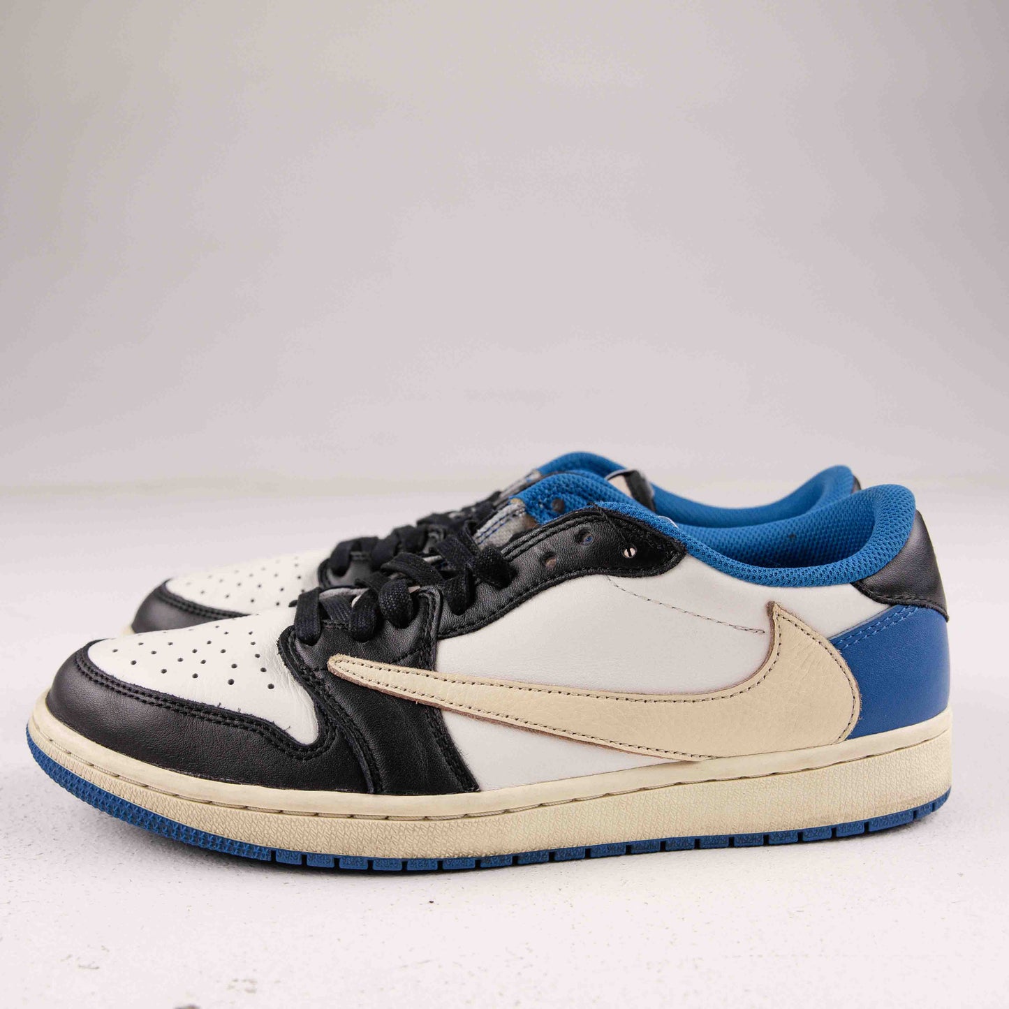 Jordan 1 Retro Low OG SP Fragment x Travis Scott - Used - 4260