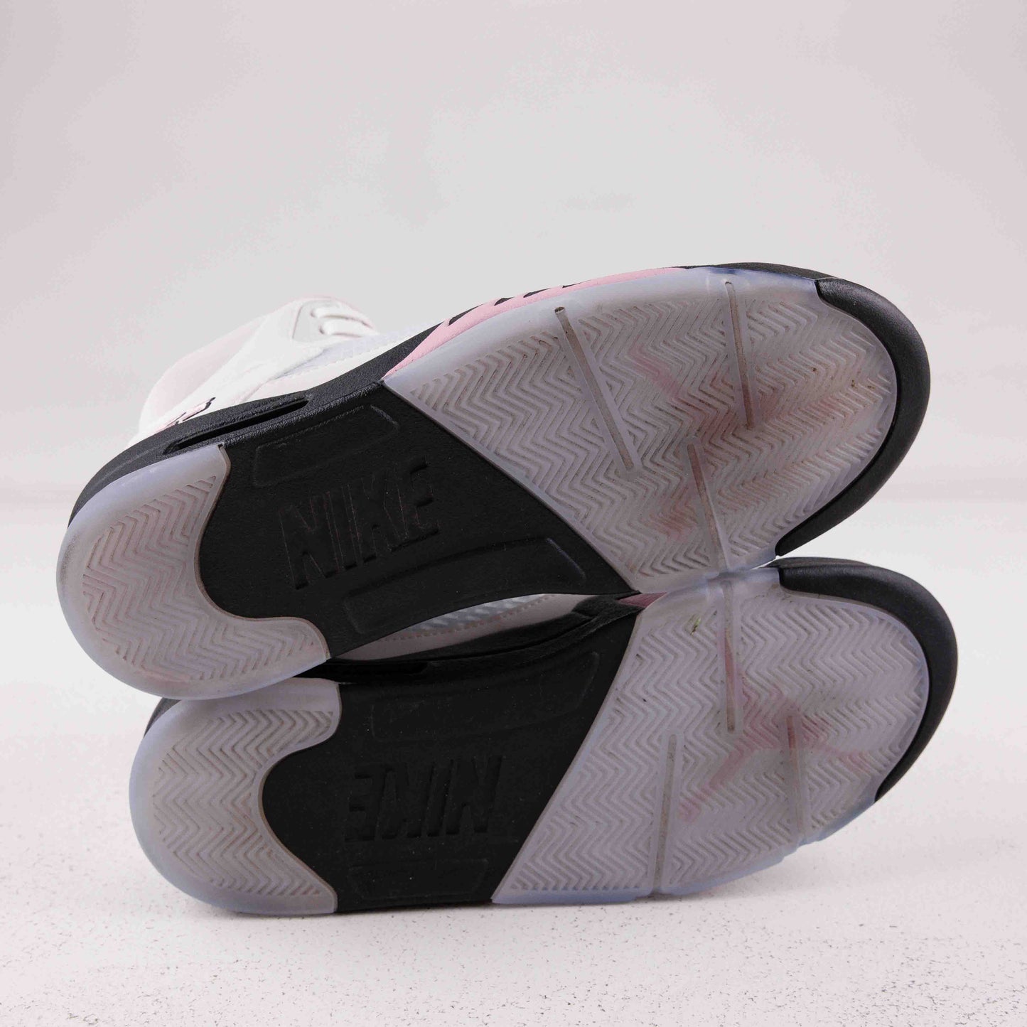 Jordan 5 Retro Medium Soft Pink - Used - 1597