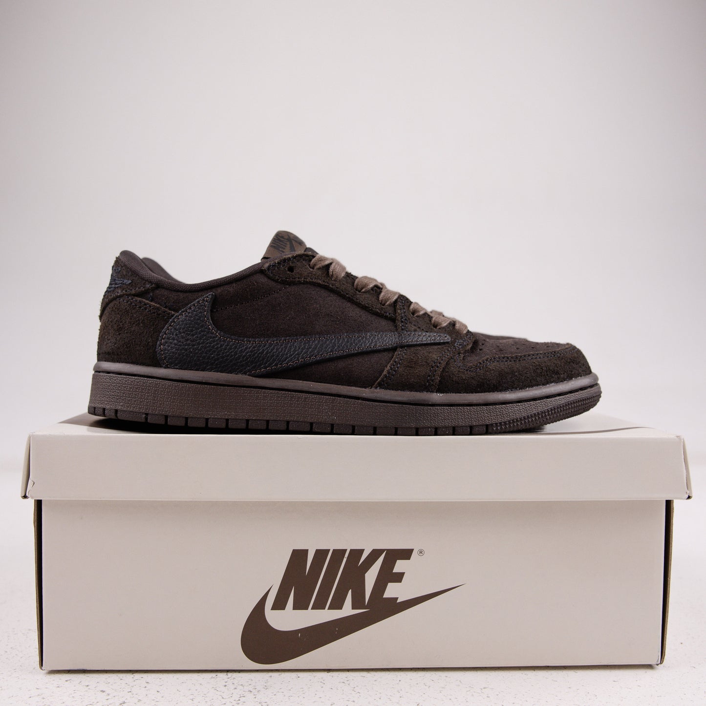 Jordan 1 Retro Low OG SP Travis Scott Velvet Brown - Used - 3641