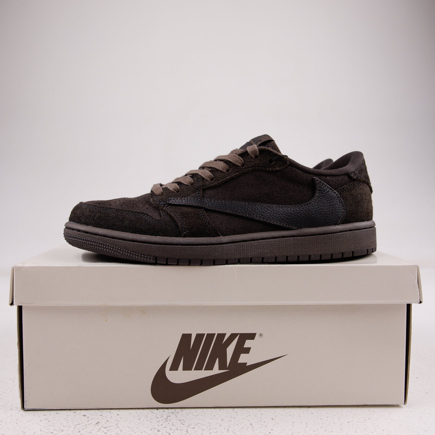 Jordan 1 Retro Low OG SP Travis Scott Velvet Brown - Used - 3641