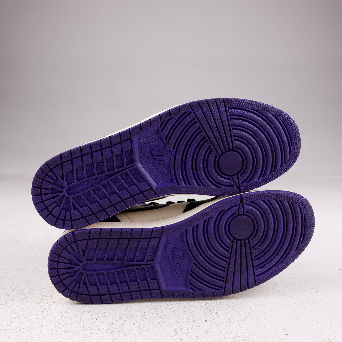 Jordan 1 Retro High Court Purple - Used - 3658