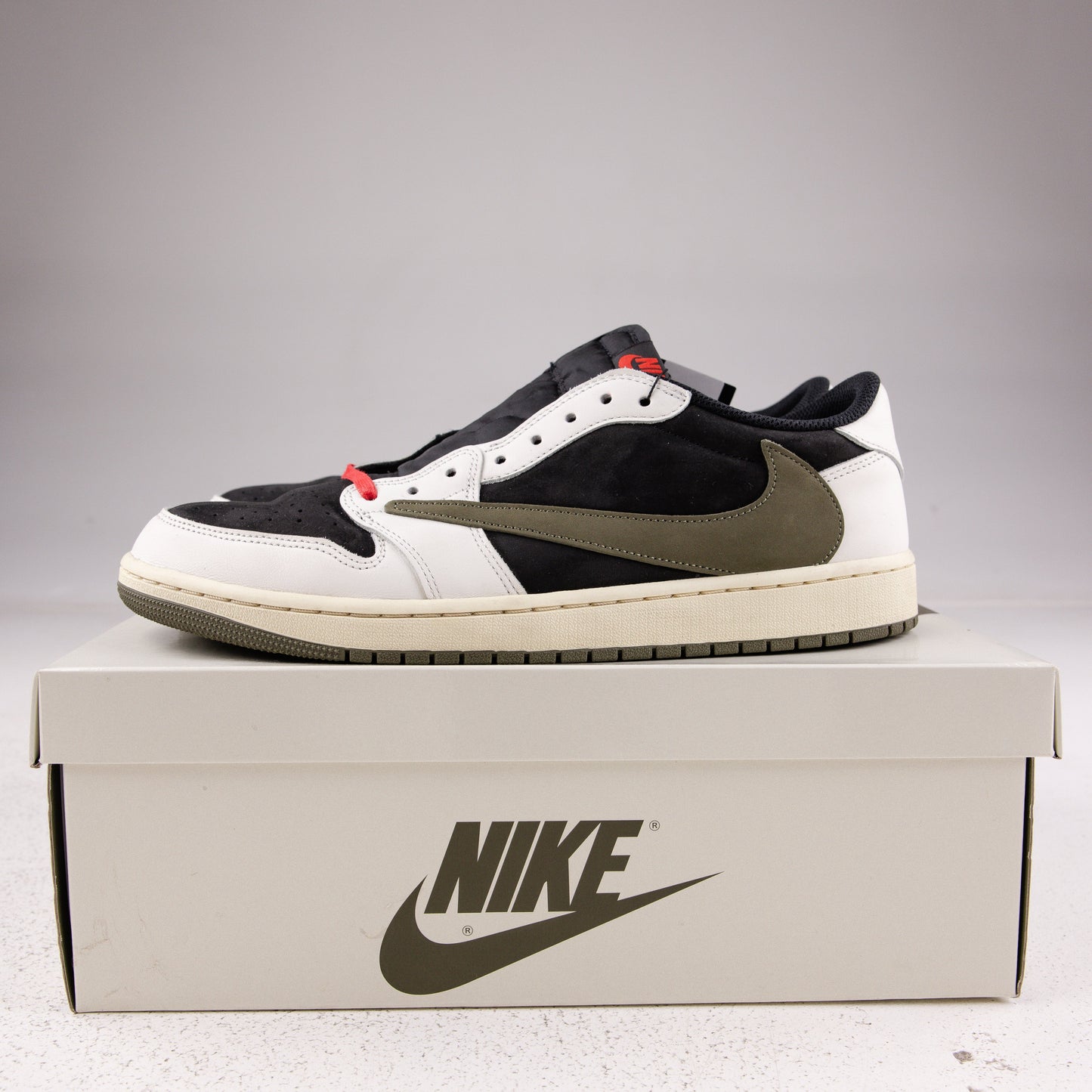 Jordan 1 Retro Low OG SP Travis Scott Olive (Women's) - Used - 1645