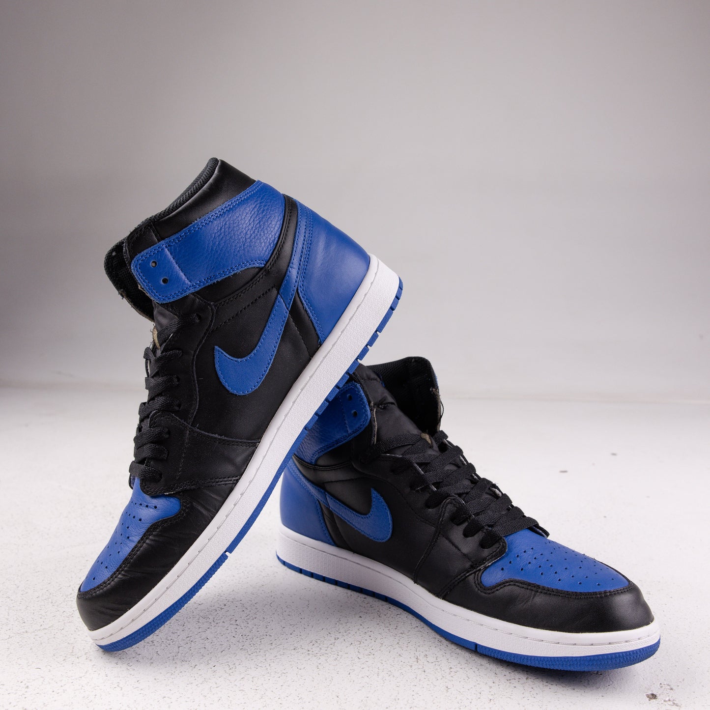 Jordan 1 Retro Royal (2017) - Used - 3653