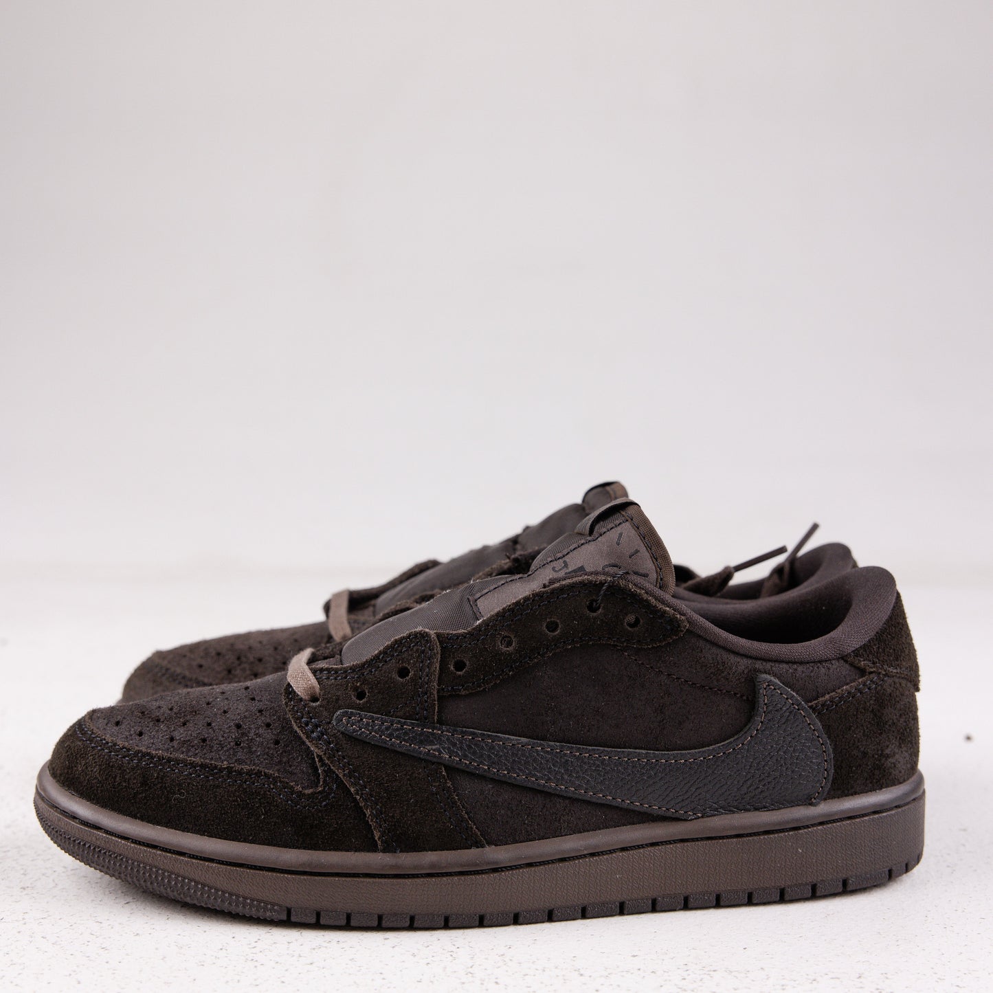 Jordan 1 Retro Low OG SP Travis Scott Velvet Brown - Used - 1682