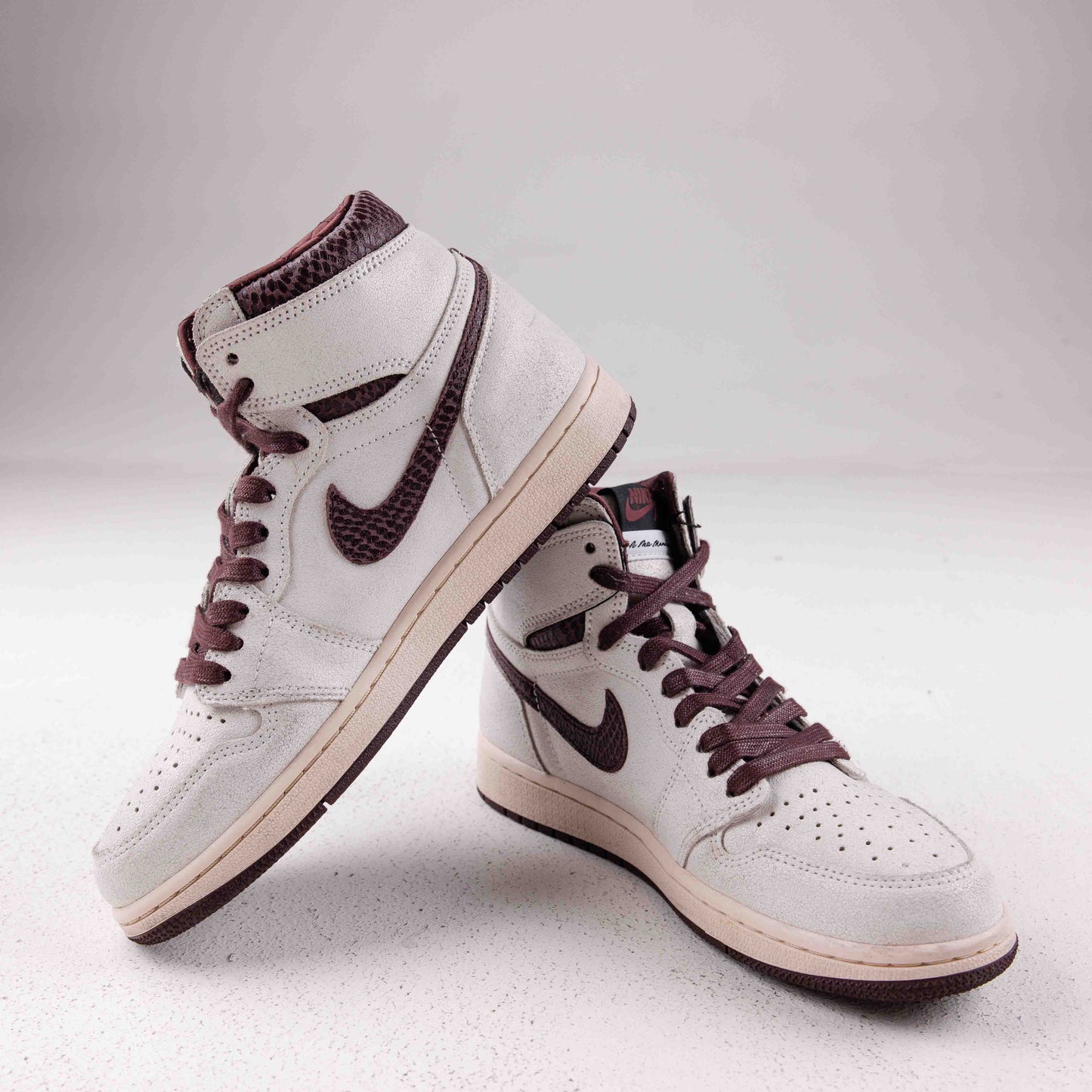 Jordan 1 Retro High OG A Ma Maniére - Used - 3557