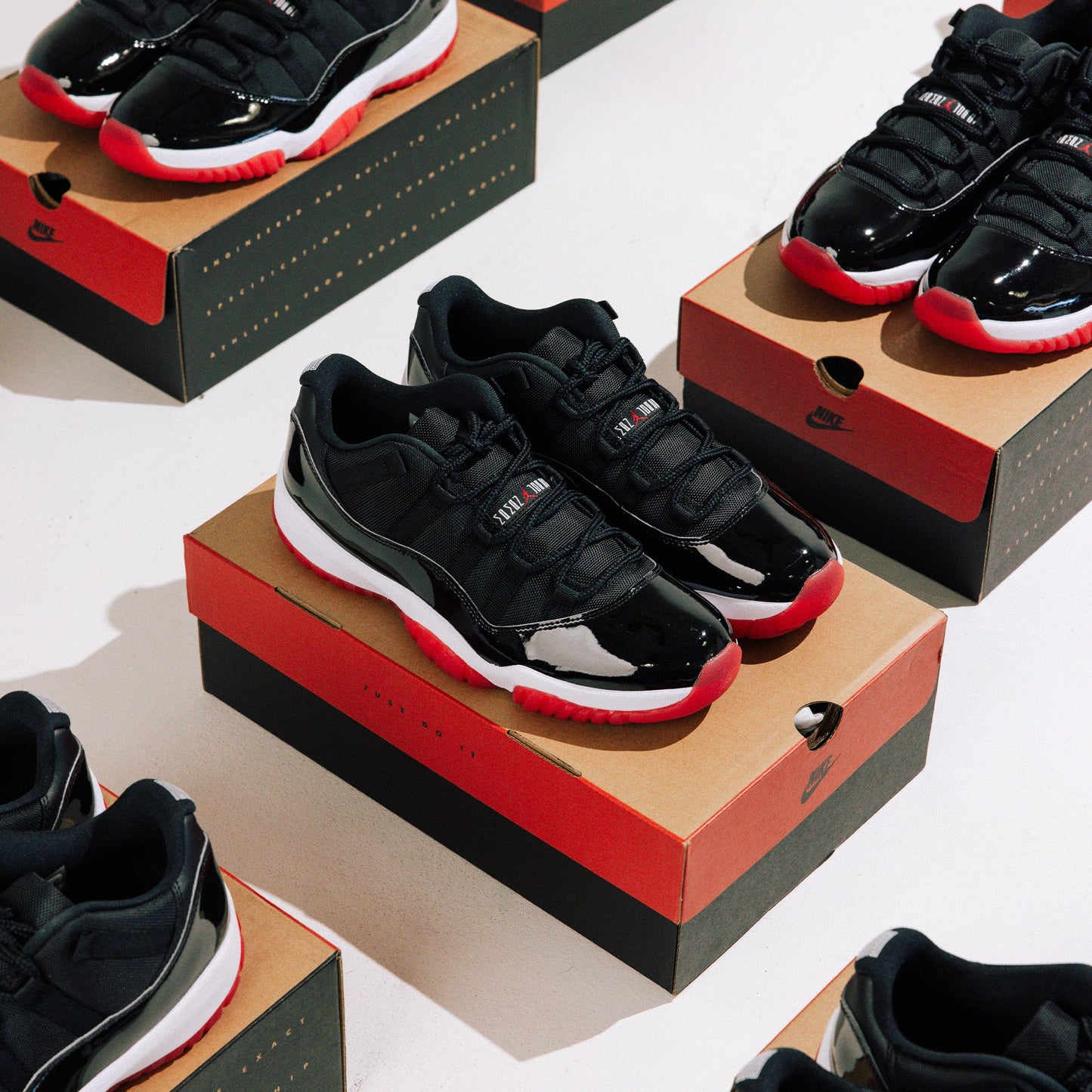 Jordan 11 Retro Low Bred (2025)