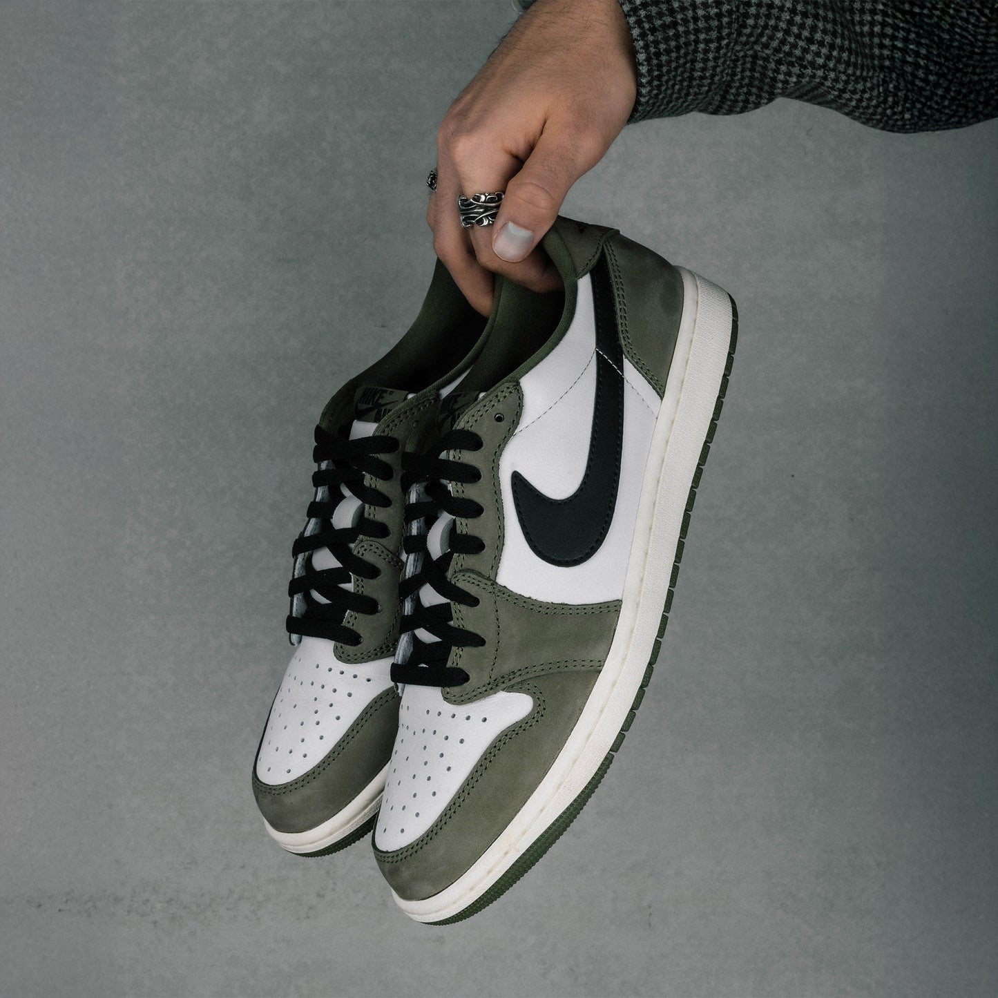 Jordan 1 Retro Low OG Medium Olive